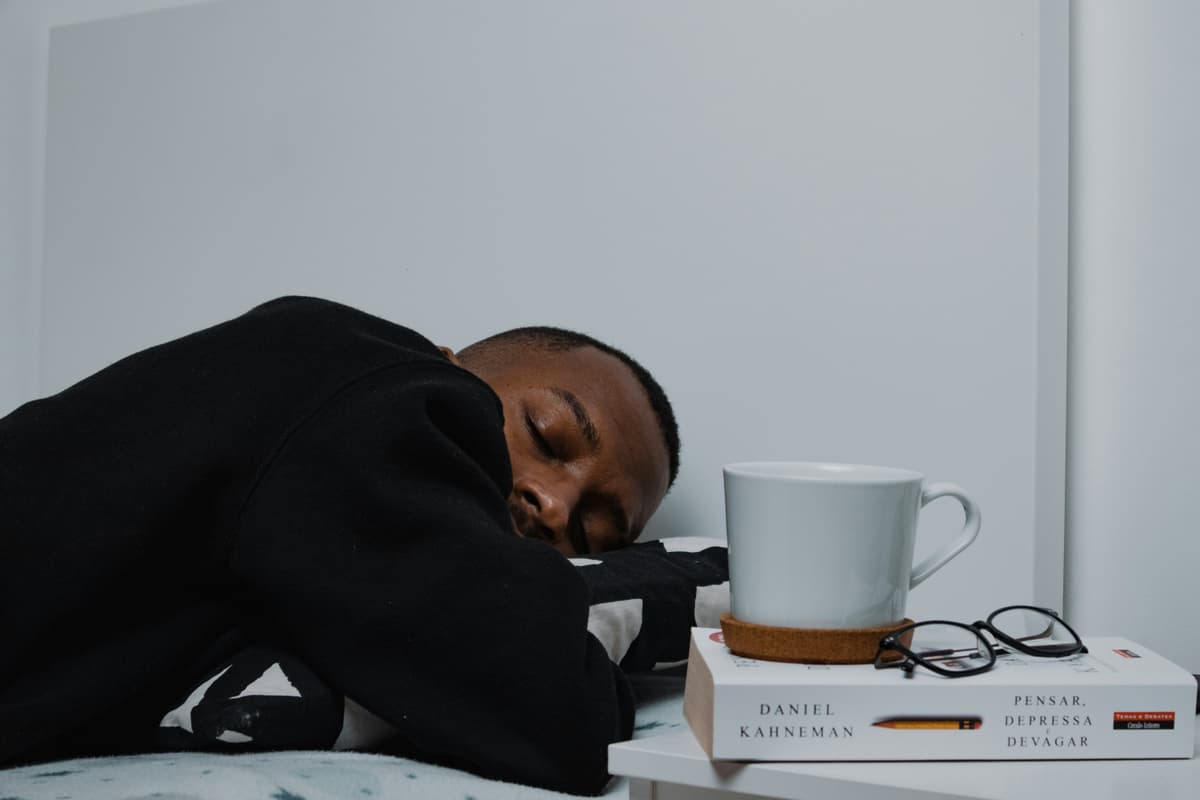 Burnout in Men – Signs, Symptoms and How to Recover