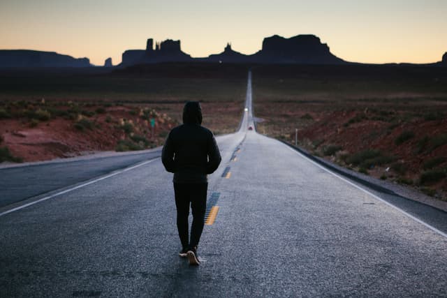 Low Motivation in Men – Why It Happens and How to Get Back on Track